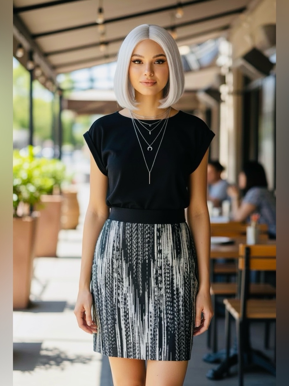 Ann Taylor Women’s Classic Black and White Printed Pencil Skirt - Size 0, New